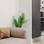 Amalienborg Retreat Stylish 2br *