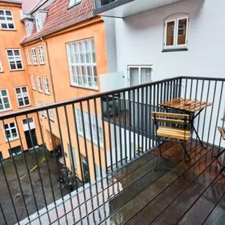 Amalienborg Retreat Stylish 2br *