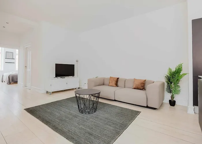 Amalienborg Retreat Stylish 2br アパート コペンハーゲン