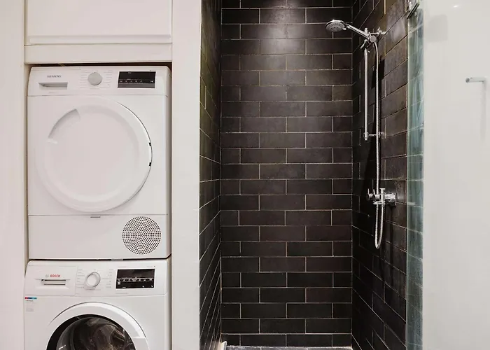 Amalienborg Retreat Stylish 2br *