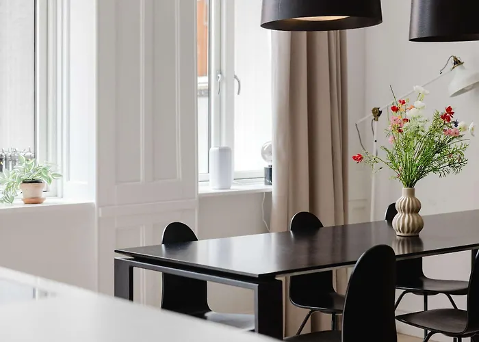 アパート Amalienborg Retreat Stylish 2br コペンハーゲン