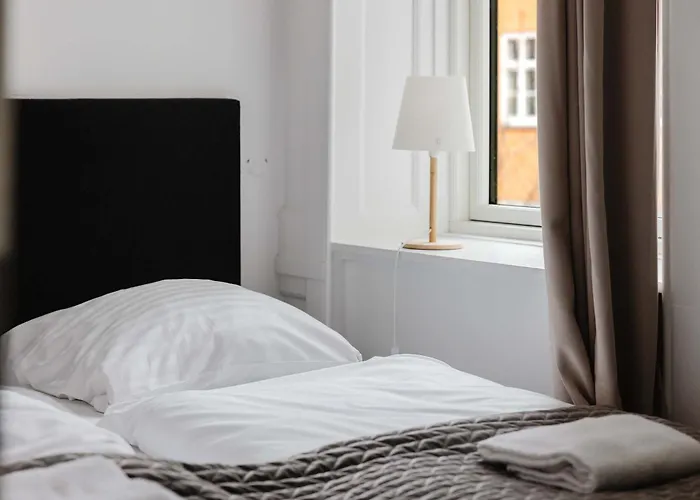 Amalienborg Retreat Stylish 2br *